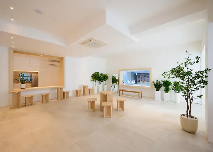 Canvas Hostel